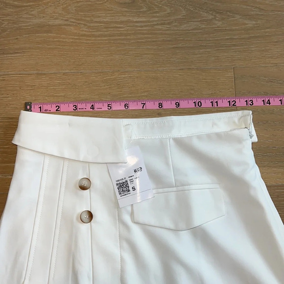 Forever21 White Asymmetrical Pleated School Girl Tiered Button Mini Skirt Small - Picture 13 of 15